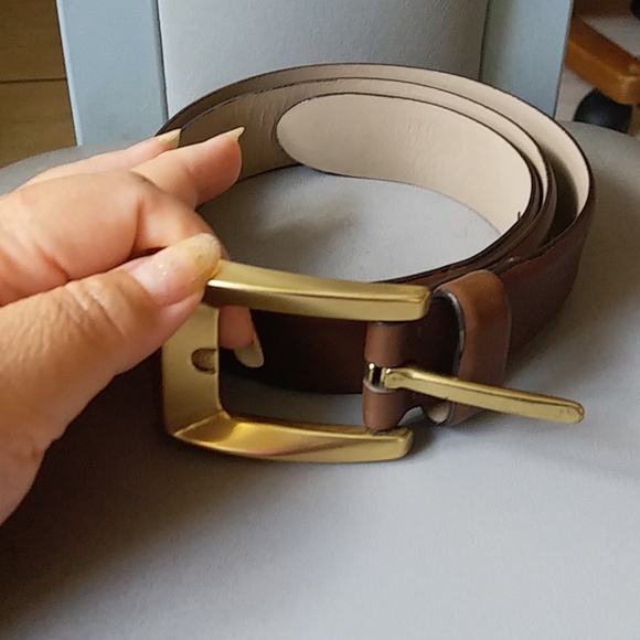 Elegant authentic DKNY leather belt Italy Medium - Picture 2 of 8